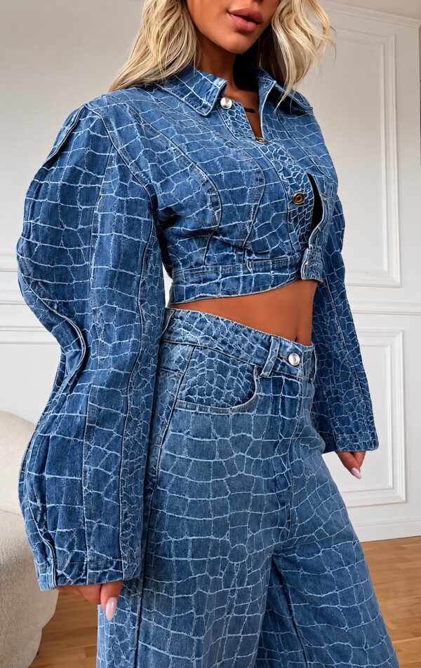 crocoset crocoset